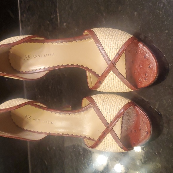 Shoes - Picture 1 of 5